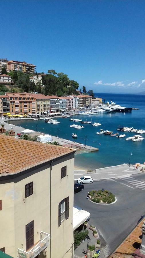 La Casetta In Piazza Порто Санто Стефано Экстерьер фото